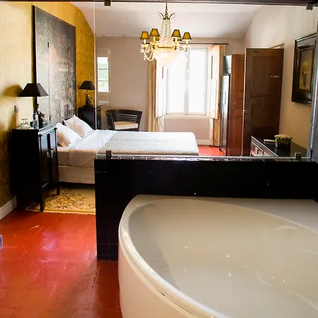 Casa Do Terreiro Do Poco 4* São Bartolomeu